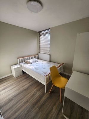 Photo 10- click for photo gallery